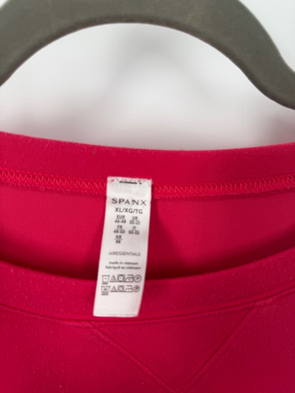 Spanx Air Essentials Cerise Hot Pink Sweatshirt - Picture 3 of 9